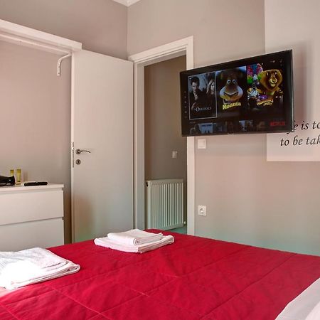 Modern Style Home Near The Train Station Thessaloniki Exterior foto